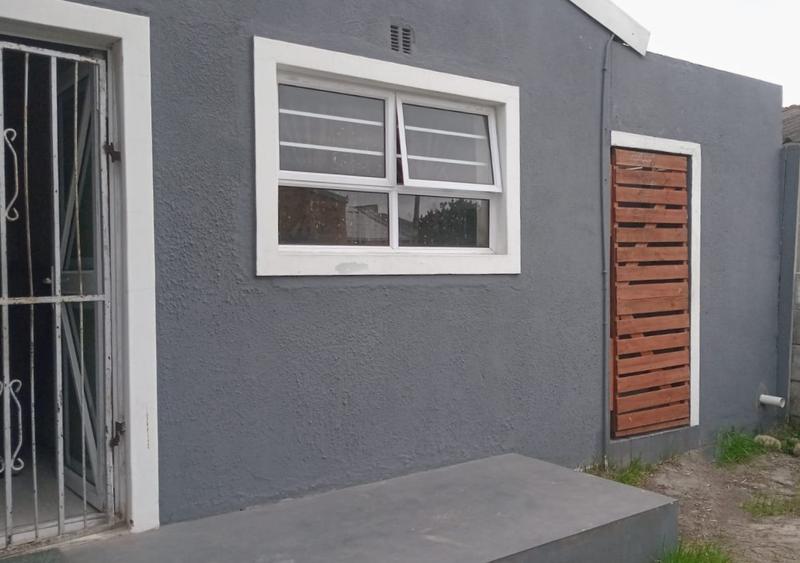 3 Bedroom Property for Sale in Belhar Western Cape